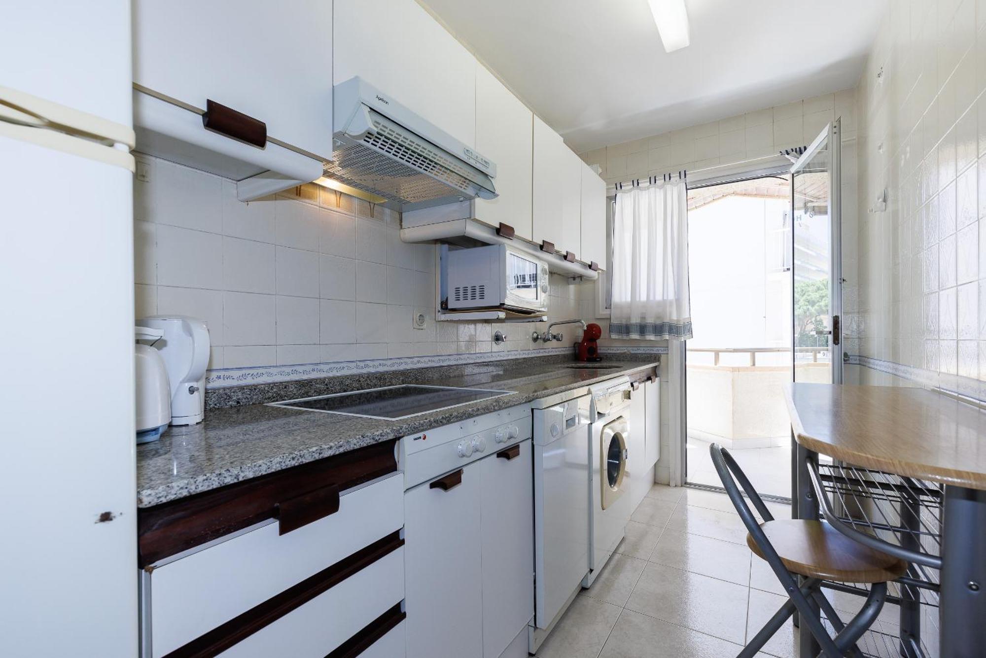 Uhc Capote Family Apartments Салоу Экстерьер фото